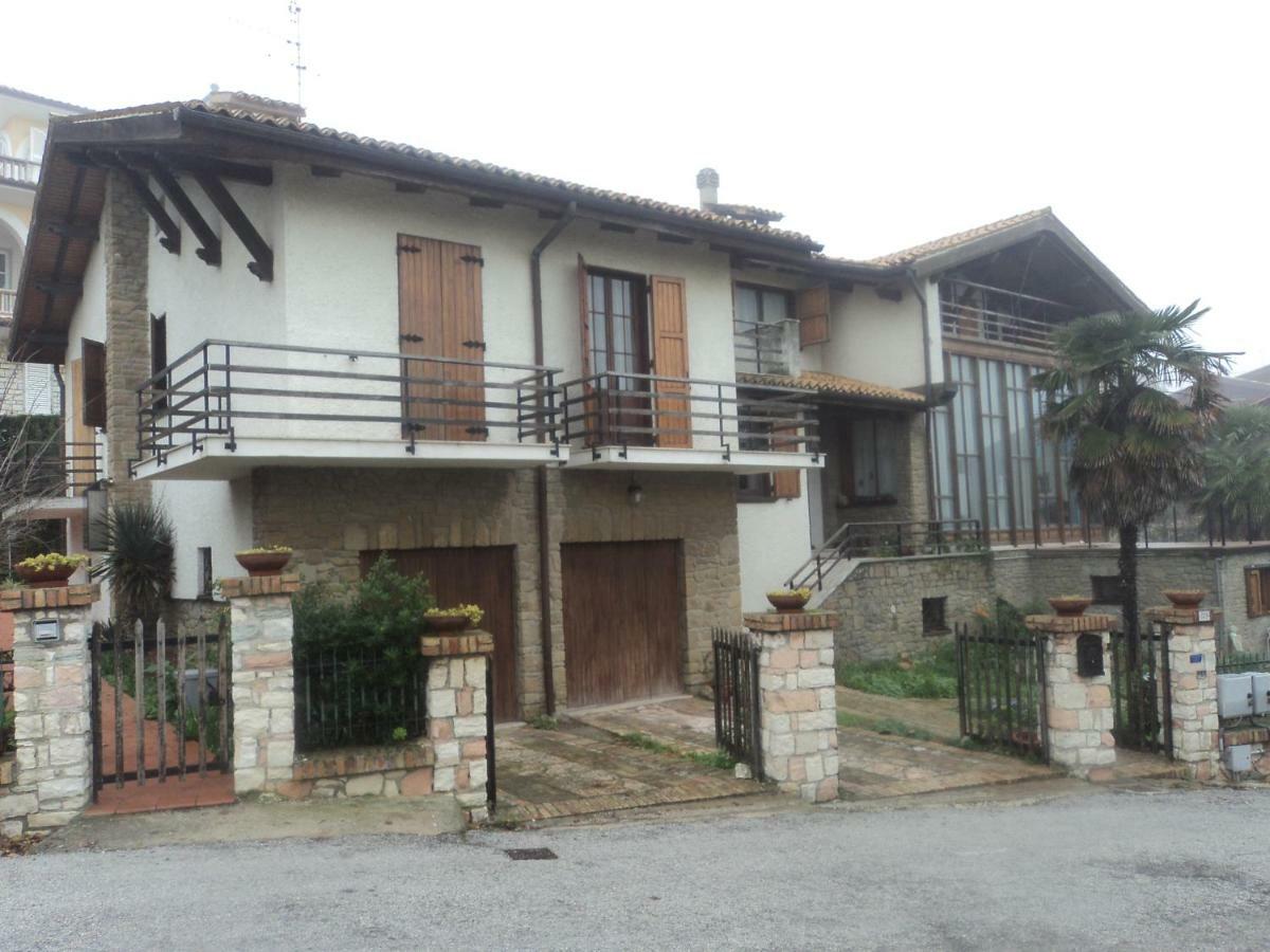 Villa Lilly Falconara Marittima Extérieur photo